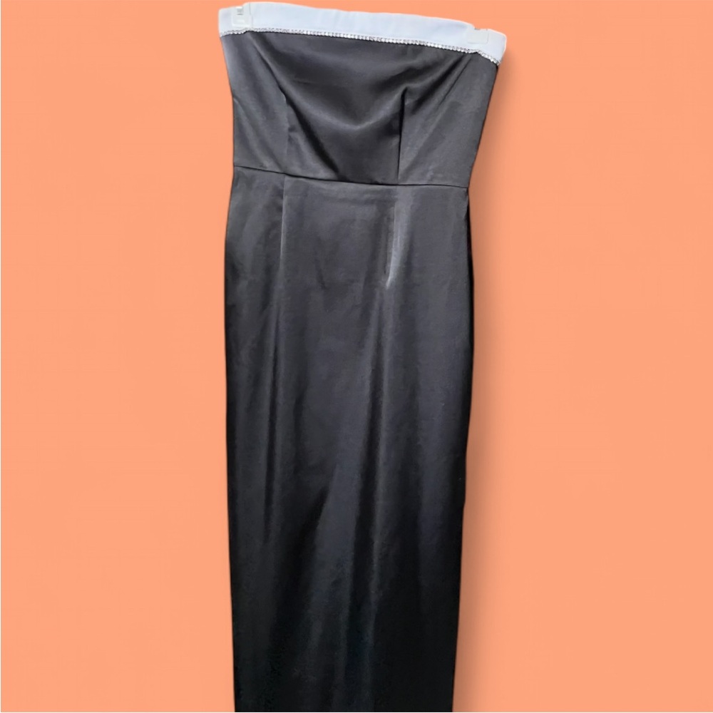 Rare 90’s Y2K Chic Roberta Strapless Black & White Dress W/ Rhinestones